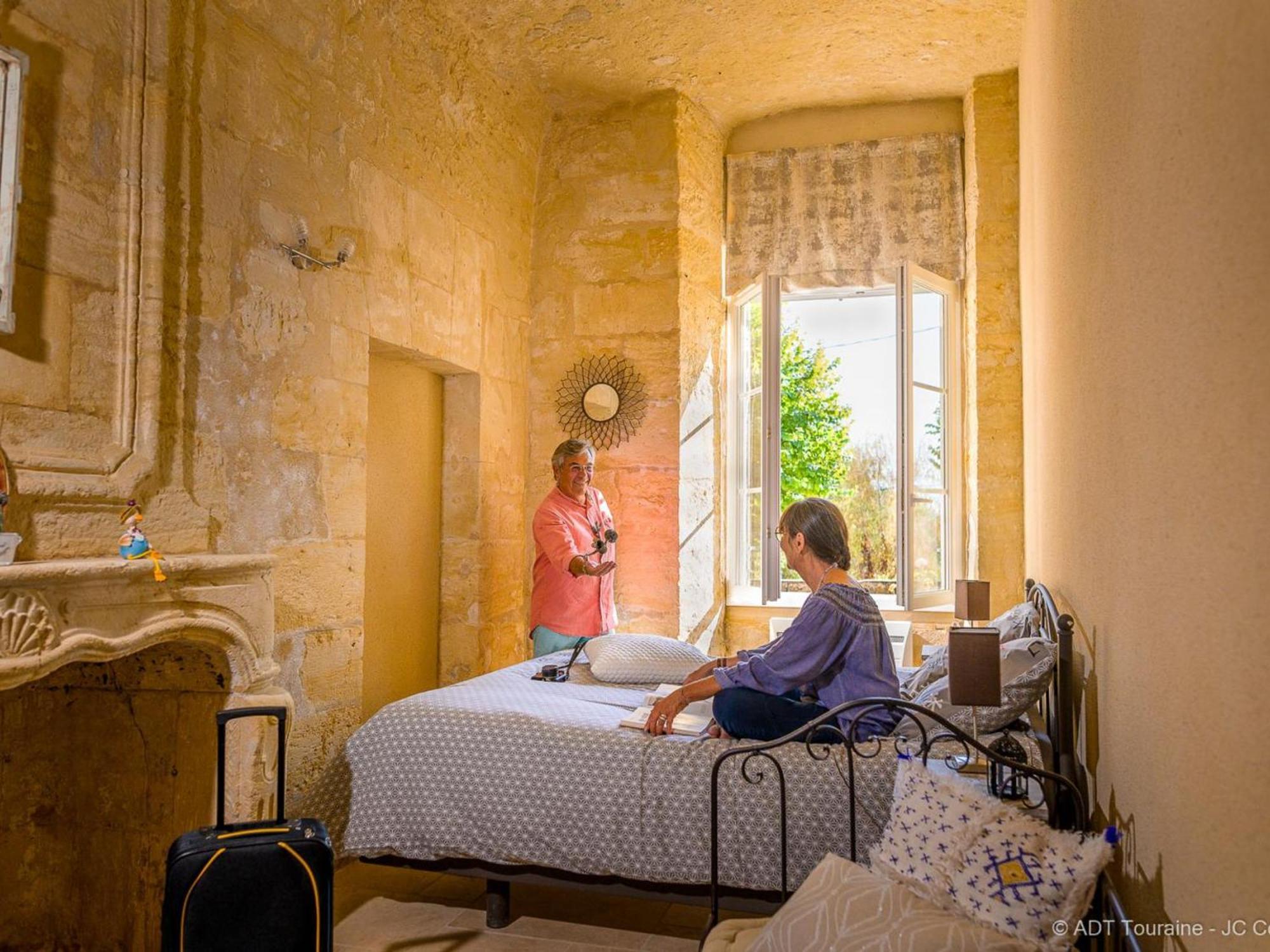 Maison Troglodyte Elegante Avec Spa, Salle De Jeux Et Jardin Clos A Vouvray - Fr-1-381-87 المظهر الخارجي الصورة