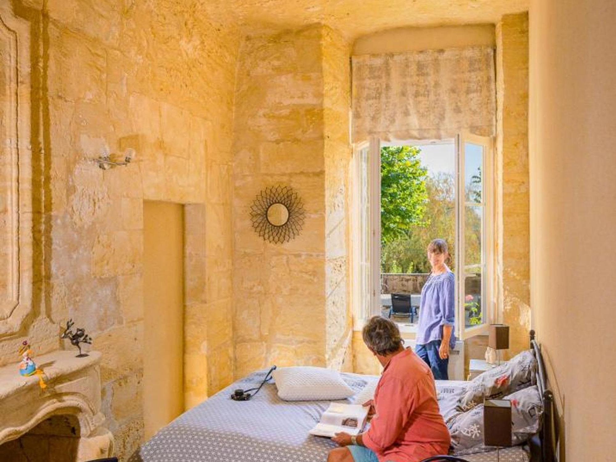 Maison Troglodyte Elegante Avec Spa, Salle De Jeux Et Jardin Clos A Vouvray - Fr-1-381-87 المظهر الخارجي الصورة